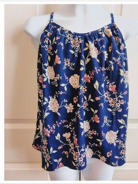 NWOT Peyton Bre Floral Cami Blouse